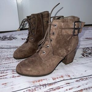 MADDEN GIRL Theo Lace Up Heel Booties Brown Taupe Suede